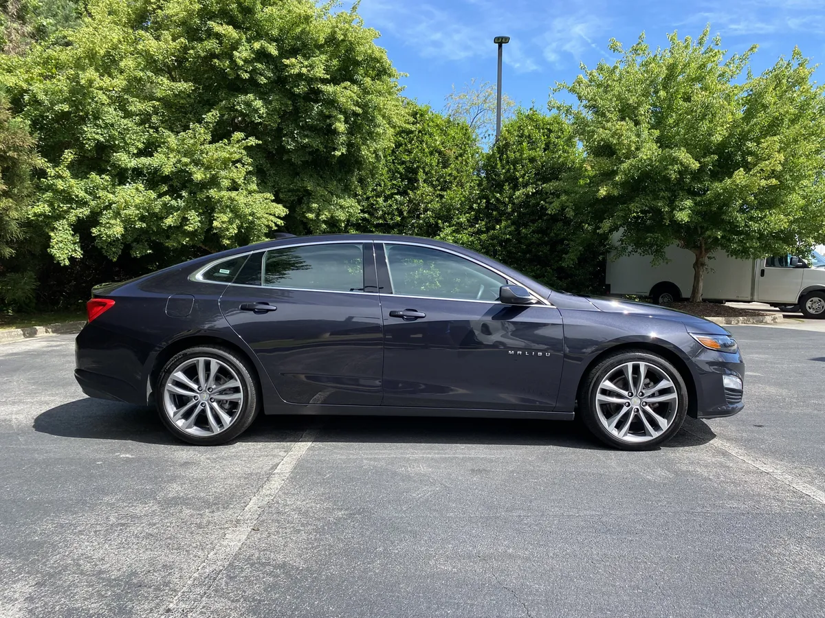 2023 Chevrolet Malibu LT thumbnail 9