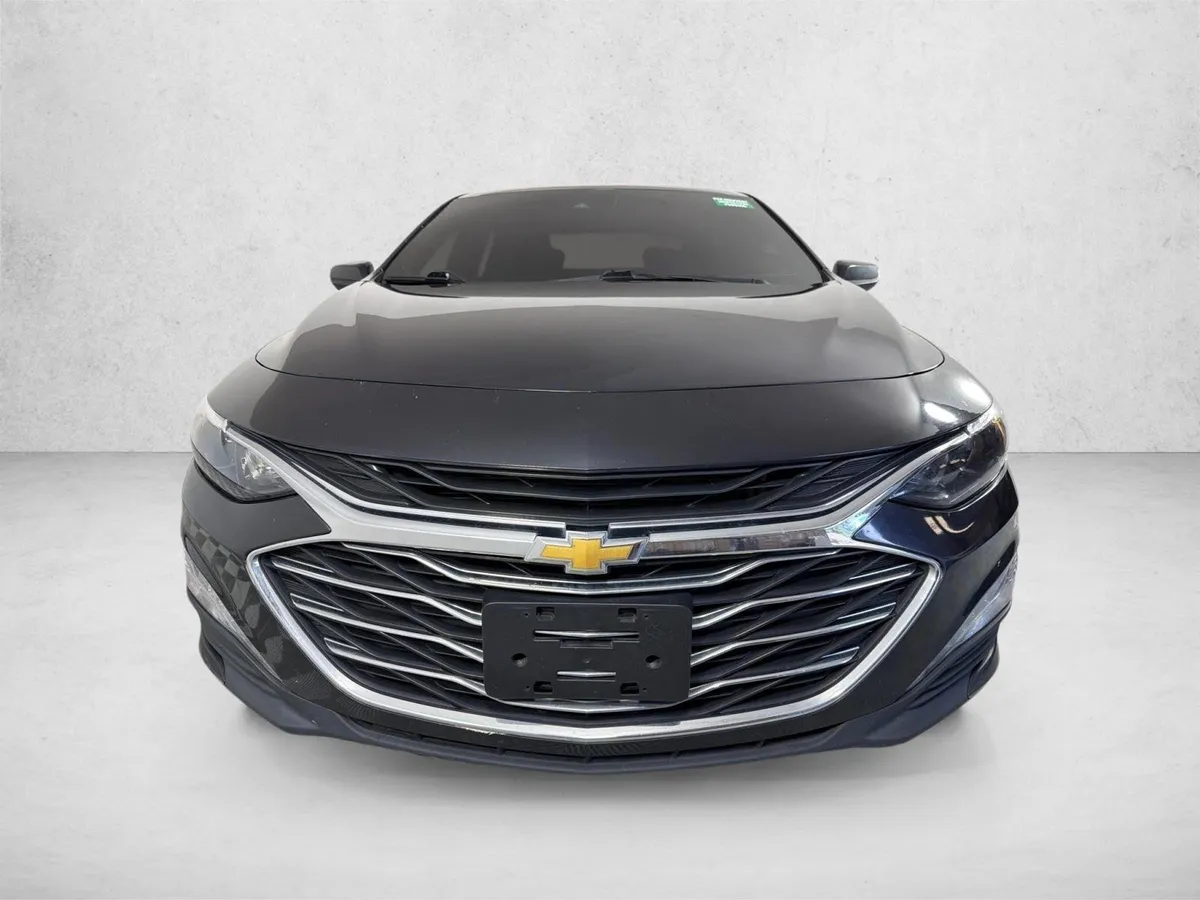 2023 Chevrolet Malibu LT thumbnail 8