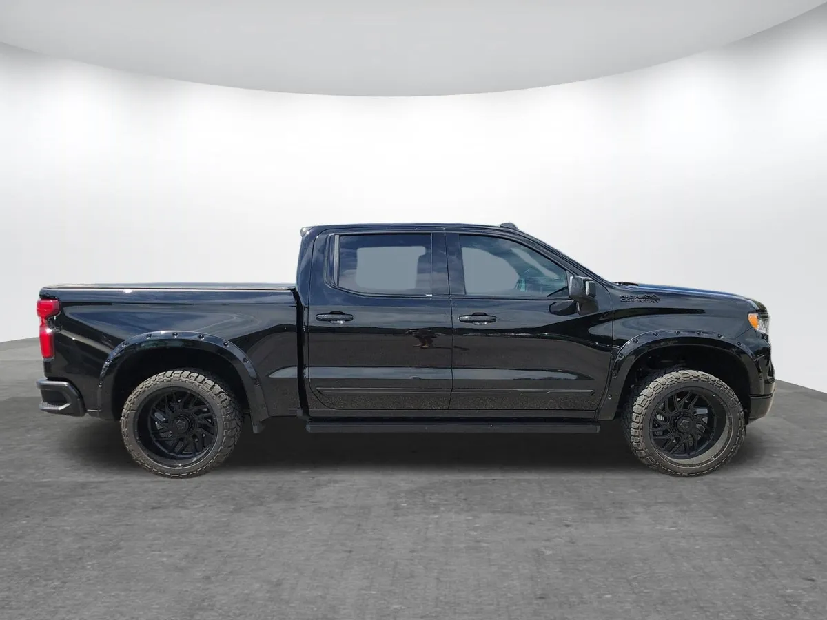 2023 Chevrolet Silverado 1500 High Country thumbnail 2