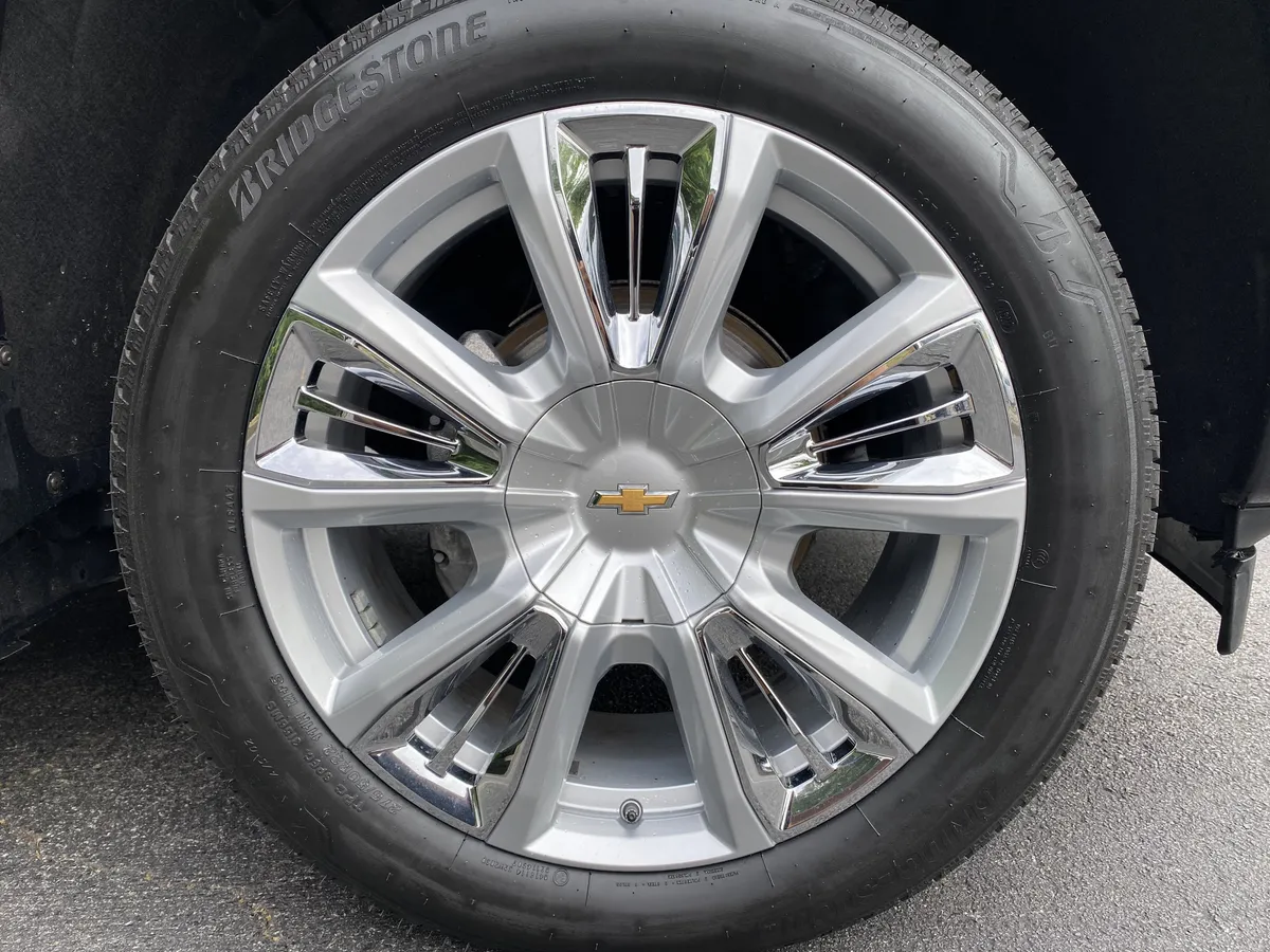 2023 Chevrolet Silverado 1500 High Country thumbnail 12