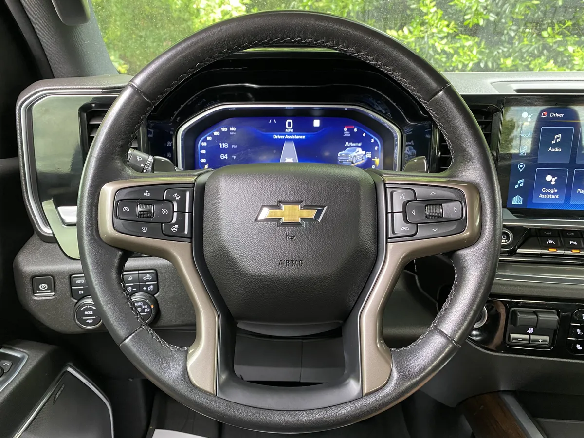 2023 Chevrolet Silverado 1500 High Country thumbnail 18