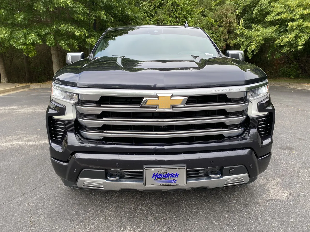 2023 Chevrolet Silverado 1500 High Country thumbnail 2