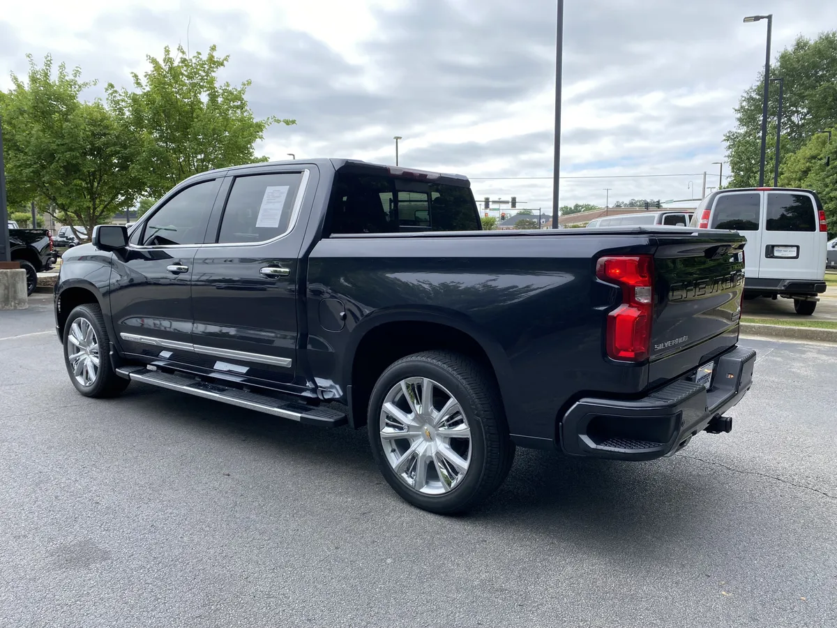 2023 Chevrolet Silverado 1500 High Country thumbnail 6