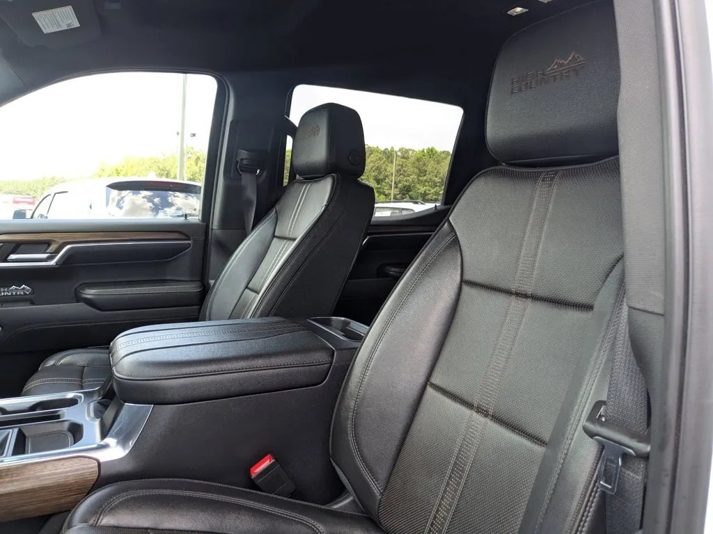2023 Chevrolet Silverado 1500 High Country thumbnail 15