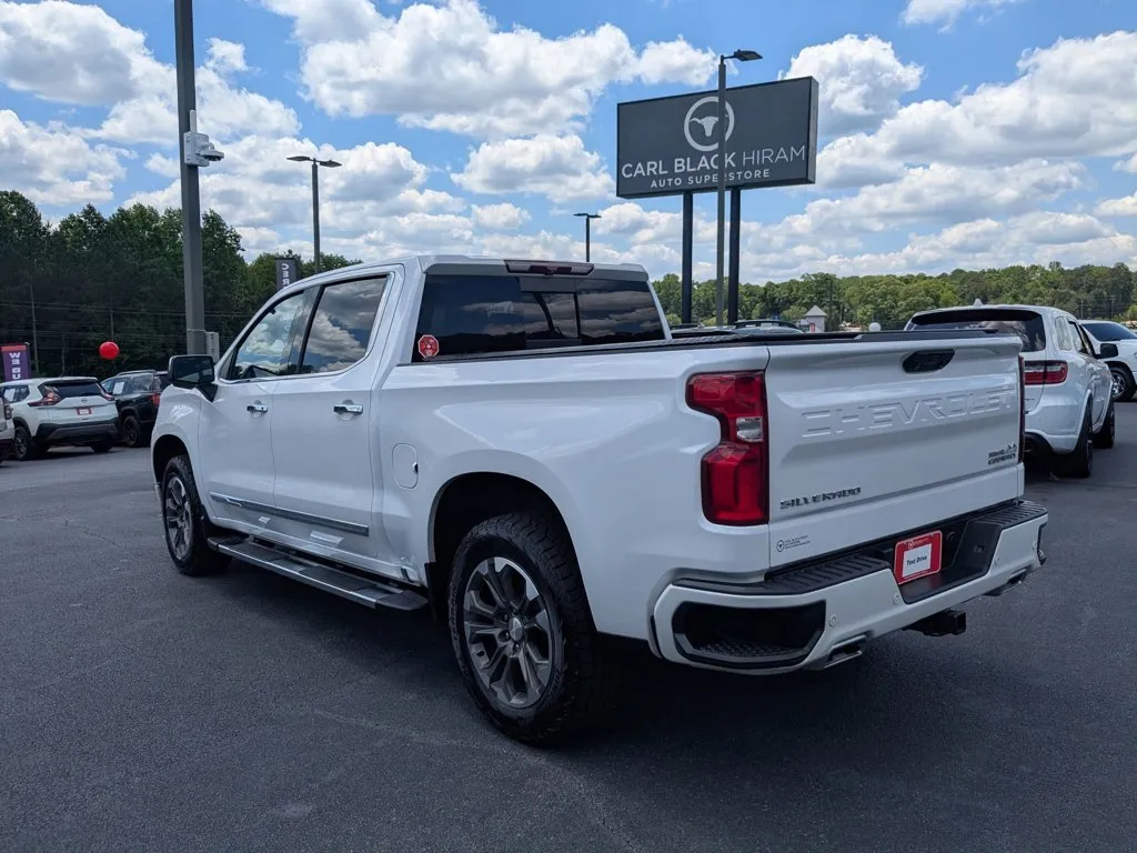 2023 Chevrolet Silverado 1500 High Country thumbnail 7