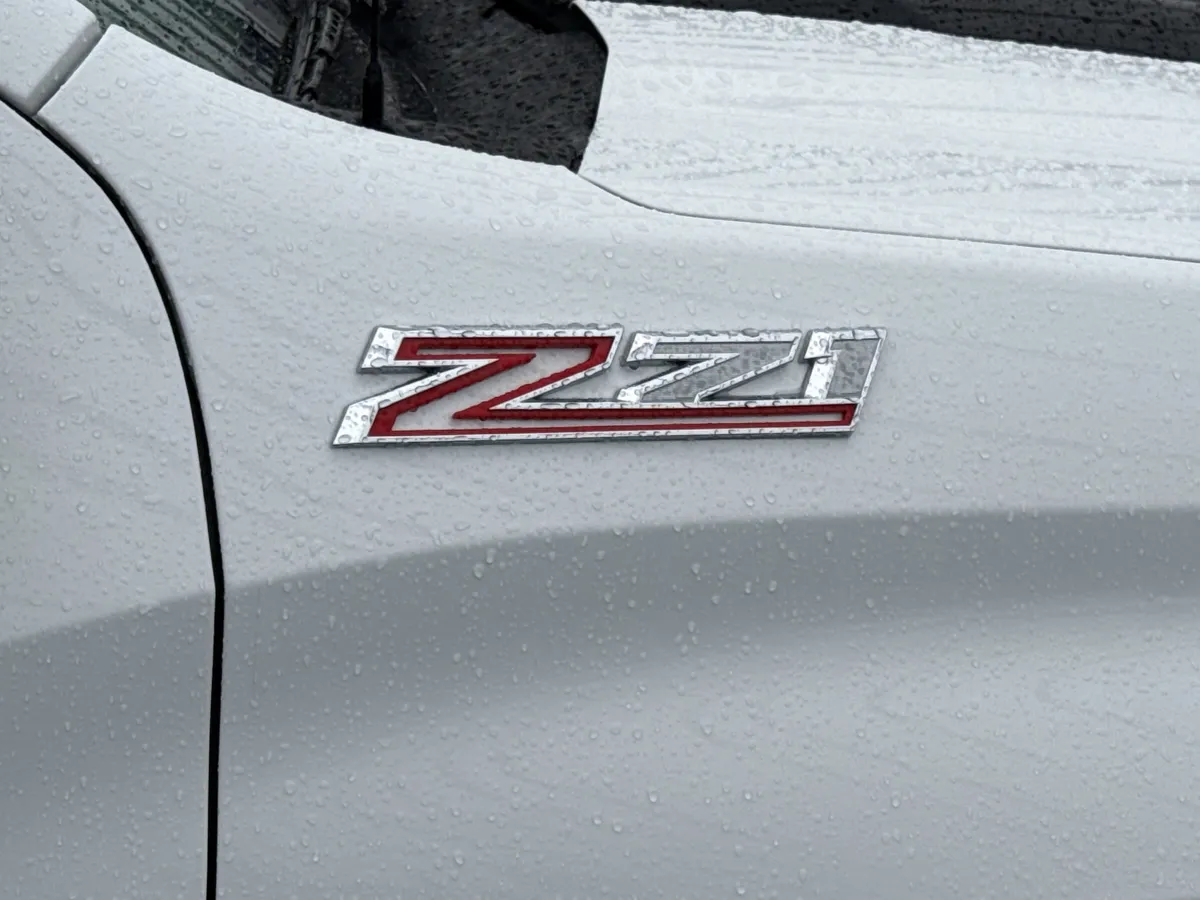 2023 Chevrolet Silverado 1500 LT Trail Boss thumbnail 6