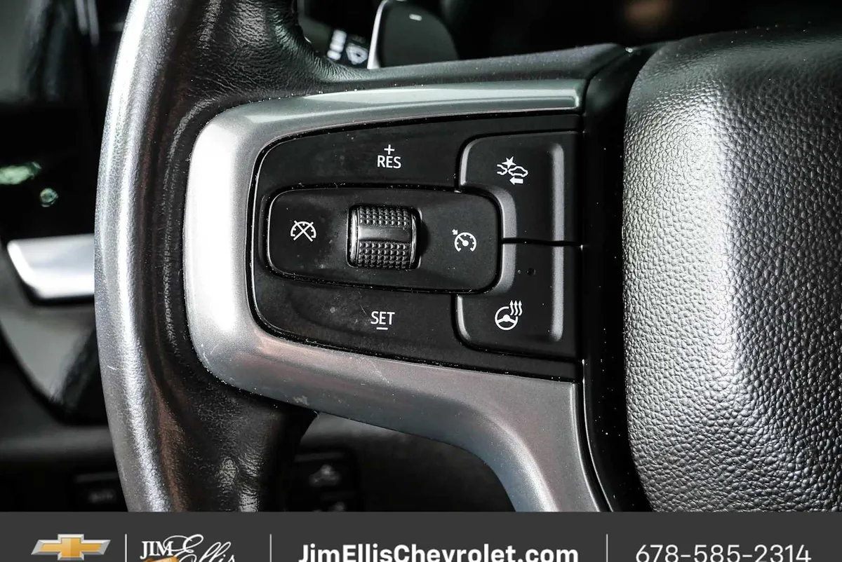 2023 Chevrolet Silverado 1500 LTZ thumbnail 11