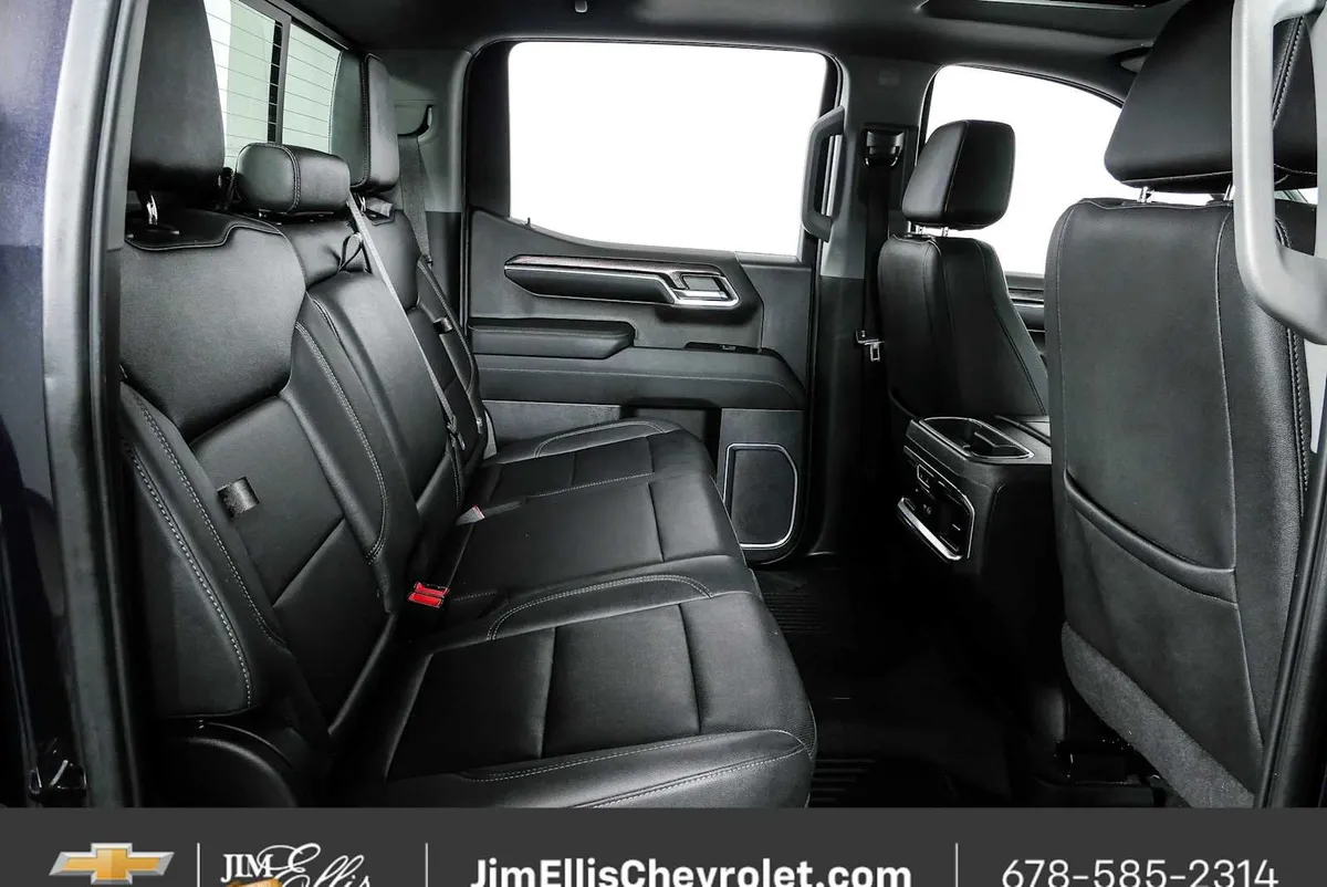 2023 Chevrolet Silverado 1500 LTZ thumbnail 22