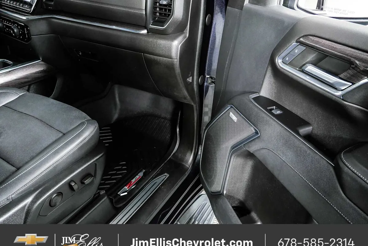 2023 Chevrolet Silverado 1500 LTZ thumbnail 25