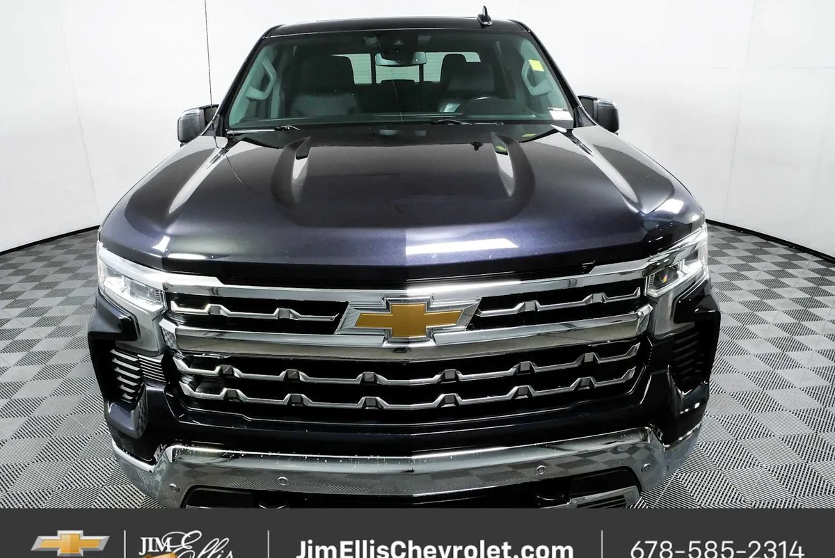 2023 Chevrolet Silverado 1500 LTZ thumbnail 27