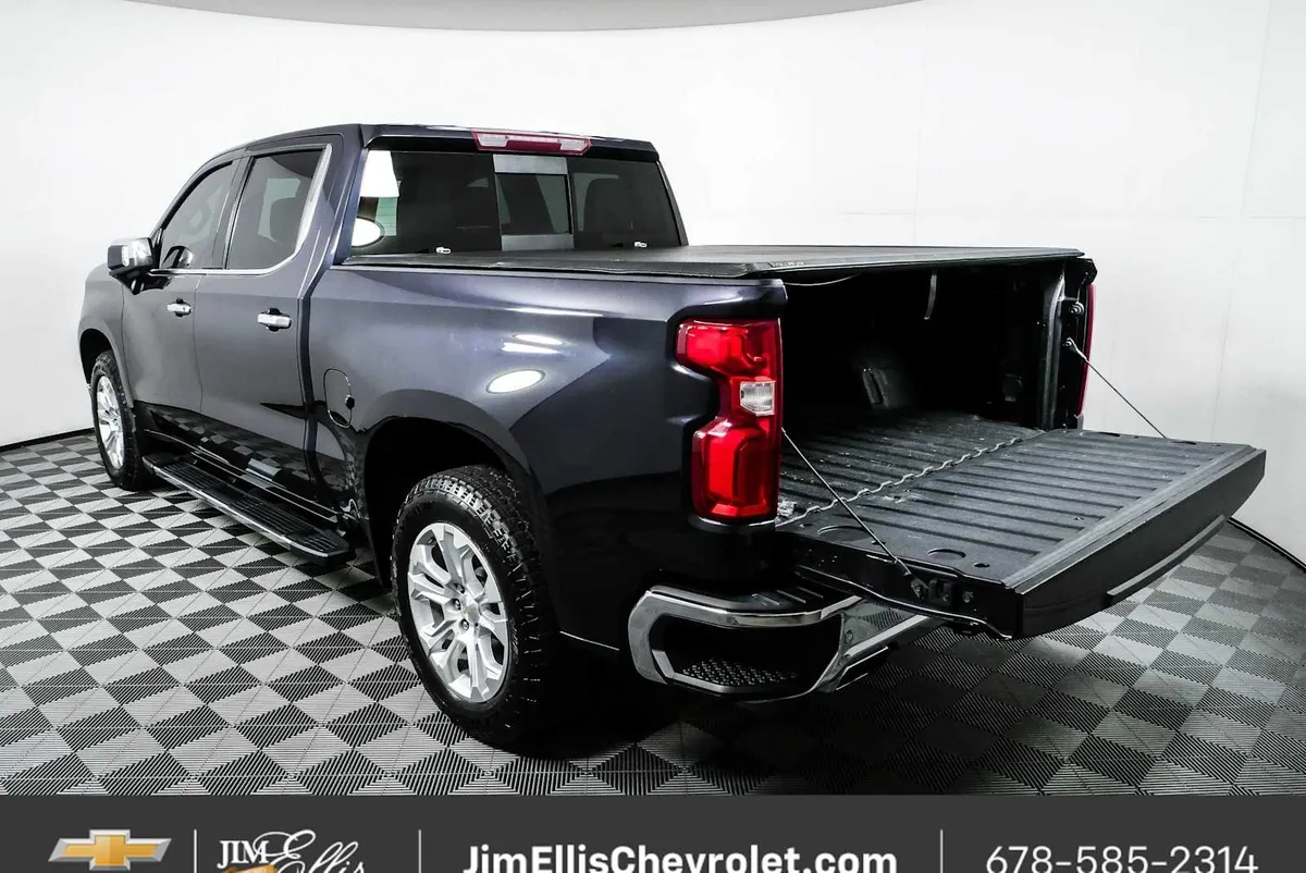 2023 Chevrolet Silverado 1500 LTZ thumbnail 32