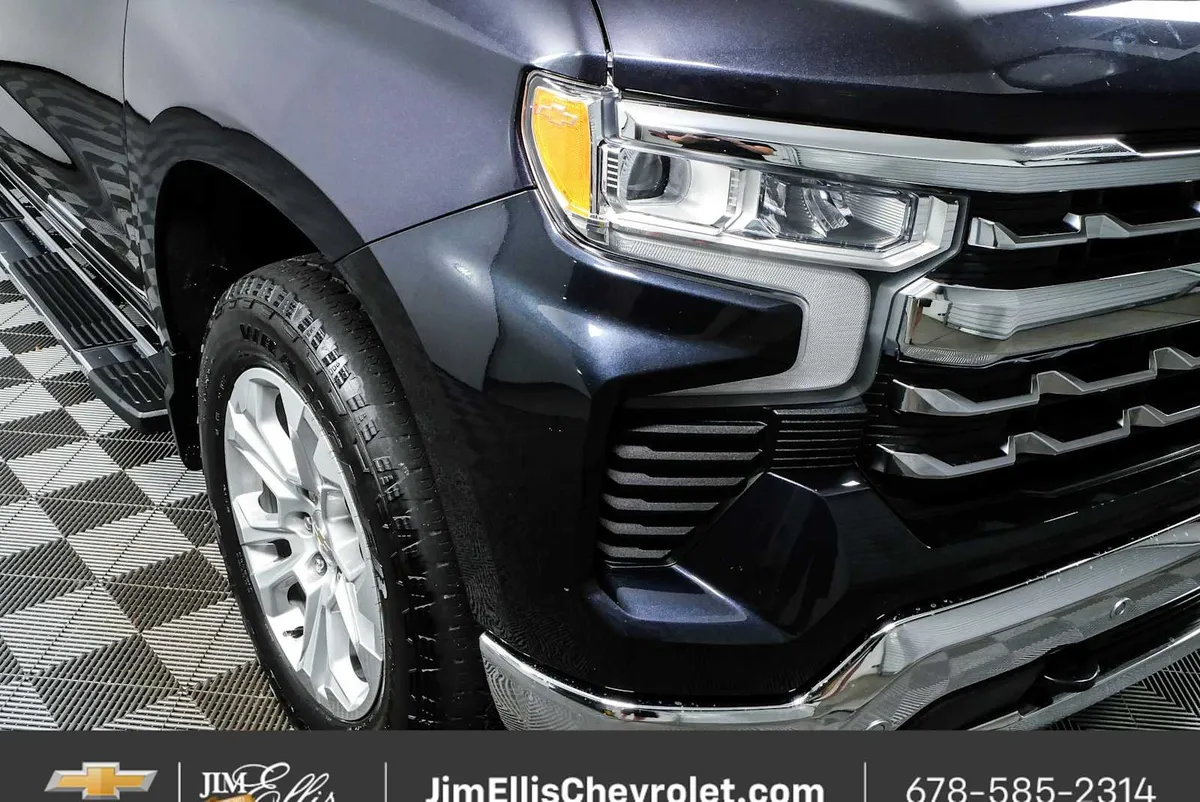 2023 Chevrolet Silverado 1500 LTZ thumbnail 35