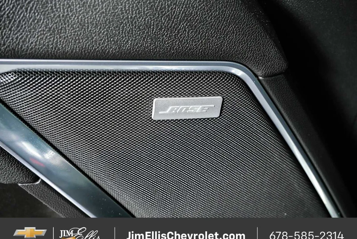 2023 Chevrolet Silverado 1500 LTZ thumbnail 7