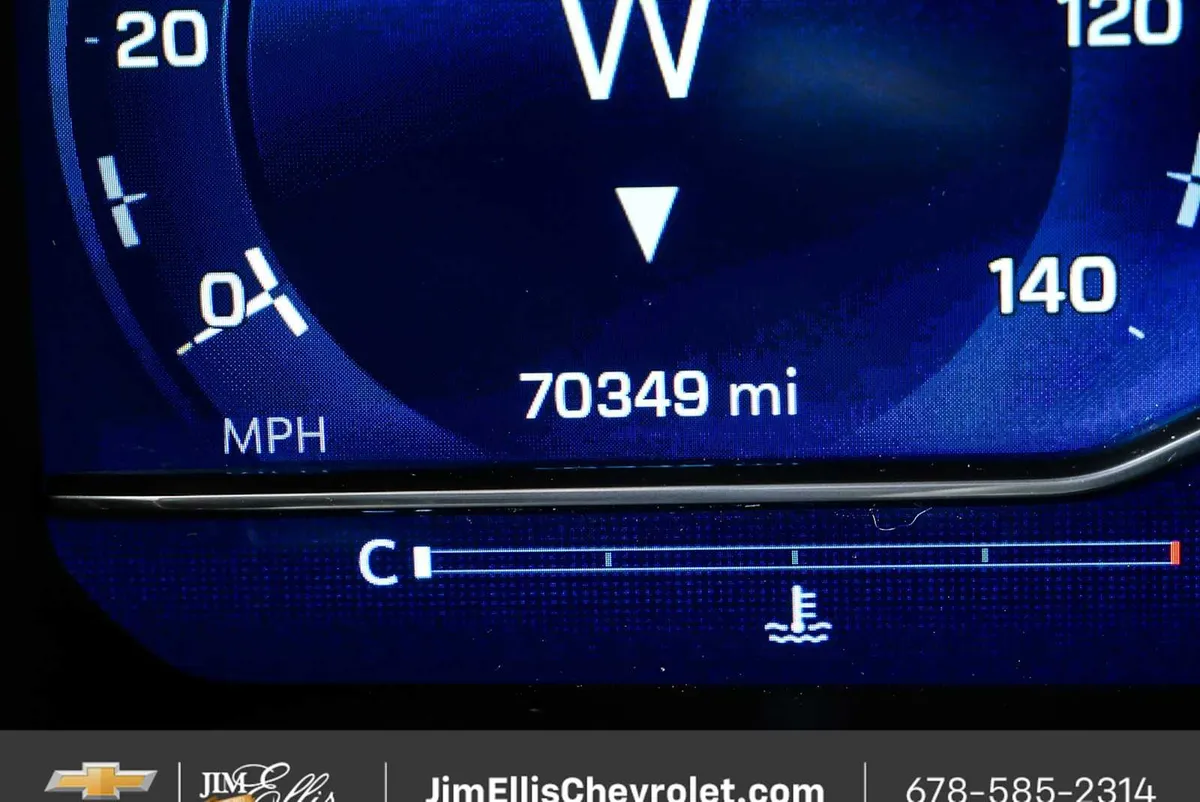 2023 Chevrolet Silverado 1500 LTZ thumbnail 9