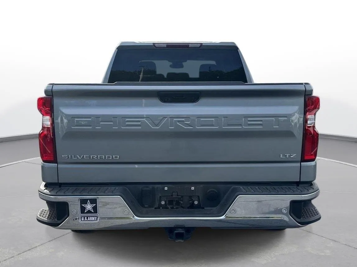 2023 Chevrolet Silverado 1500 LTZ thumbnail 7