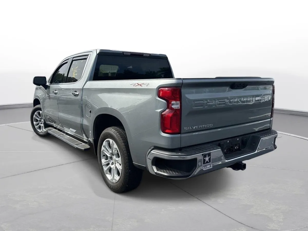 2023 Chevrolet Silverado 1500 LTZ thumbnail 8