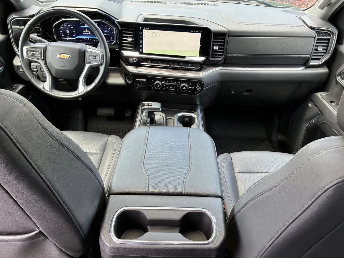 2023 Chevrolet Silverado 1500 LTZ thumbnail 18