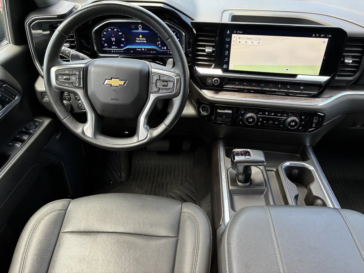 2023 Chevrolet Silverado 1500 LTZ thumbnail 20