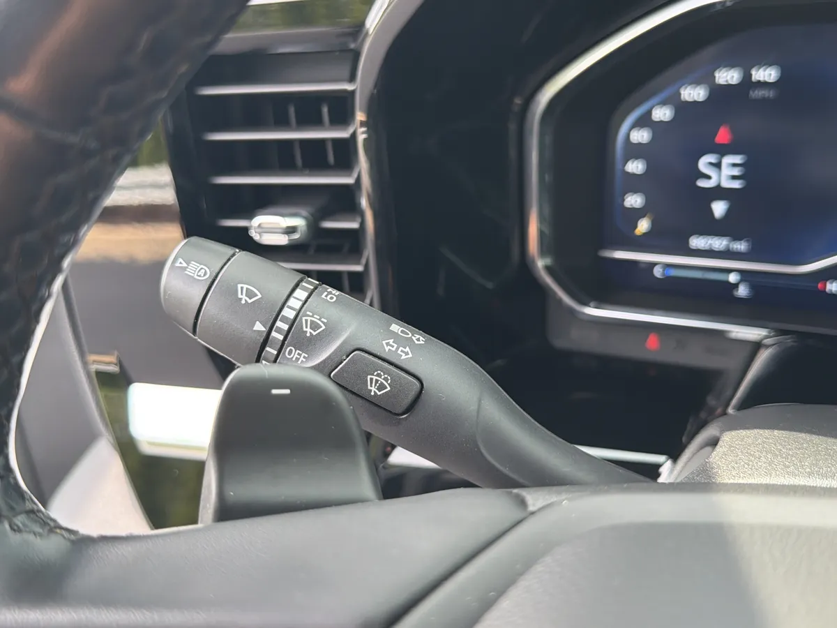 2023 Chevrolet Silverado 1500 LTZ thumbnail 29