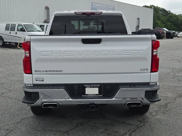 2023 Chevrolet Silverado 1500 LTZ thumbnail 10
