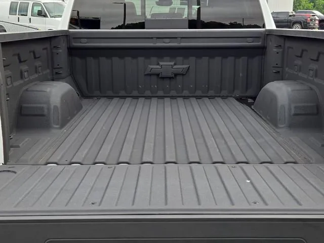 2023 Chevrolet Silverado 1500 LTZ thumbnail 13