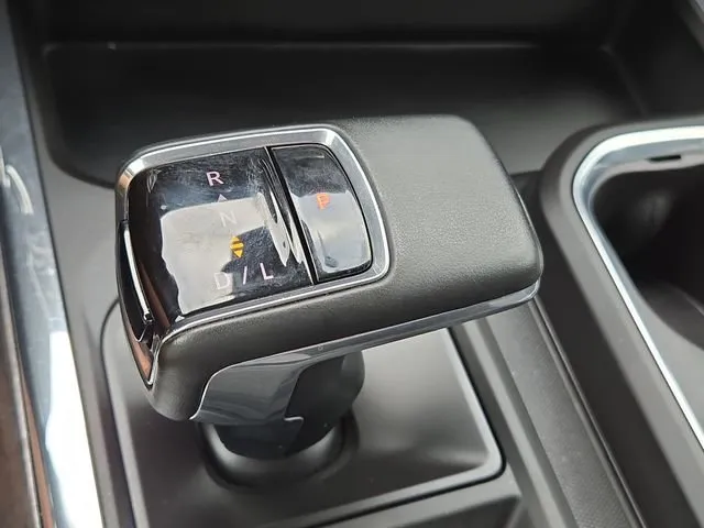 2023 Chevrolet Silverado 1500 LTZ thumbnail 30