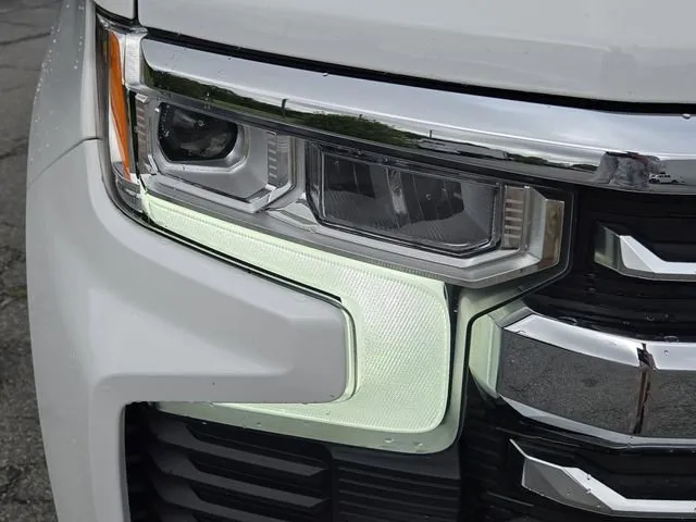 2023 Chevrolet Silverado 1500 LTZ thumbnail 5