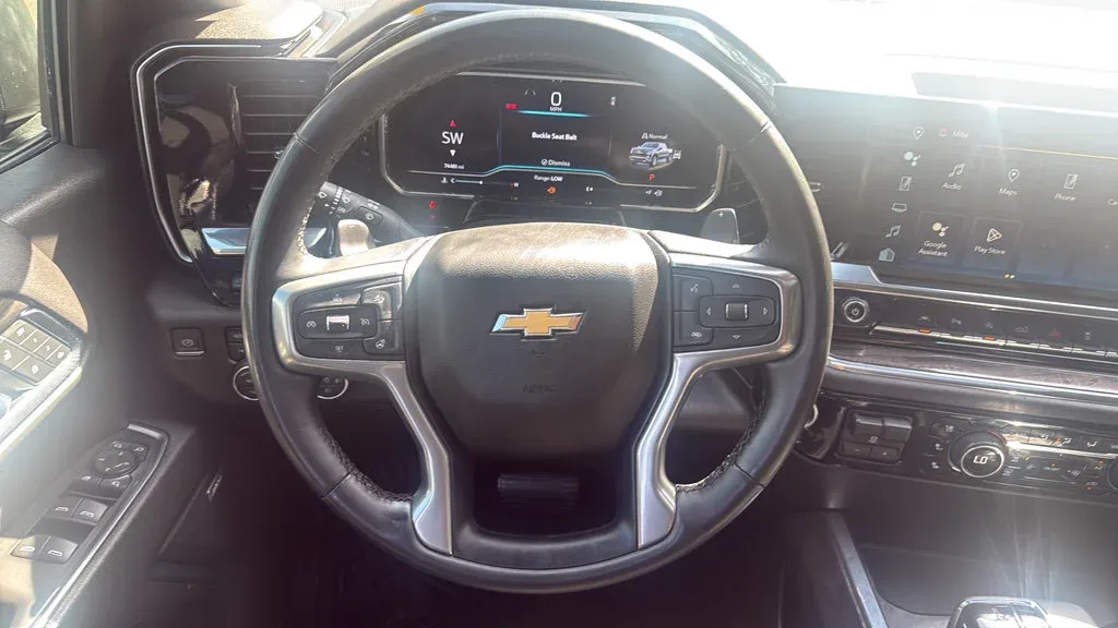 2023 Chevrolet Silverado 1500 LTZ thumbnail 15