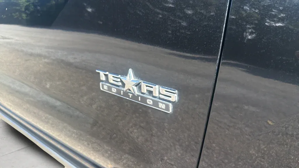 2023 Chevrolet Silverado 1500 LTZ thumbnail 31