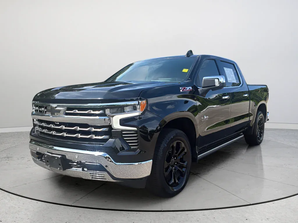 2023 Chevrolet Silverado 1500 LTZ thumbnail 5