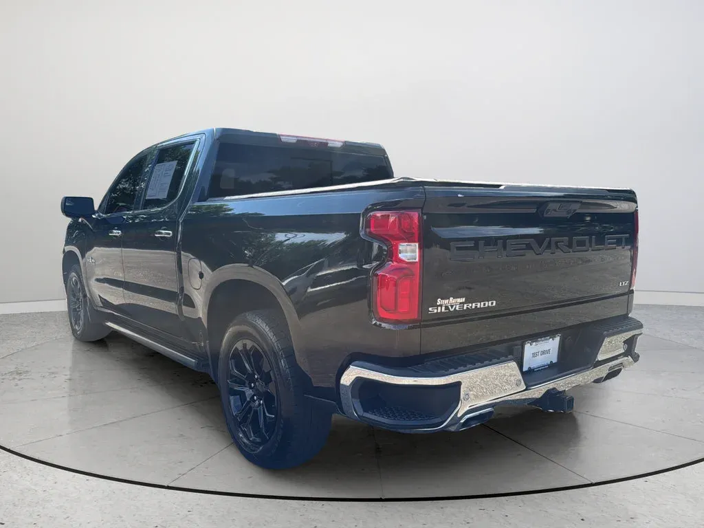 2023 Chevrolet Silverado 1500 LTZ thumbnail 9