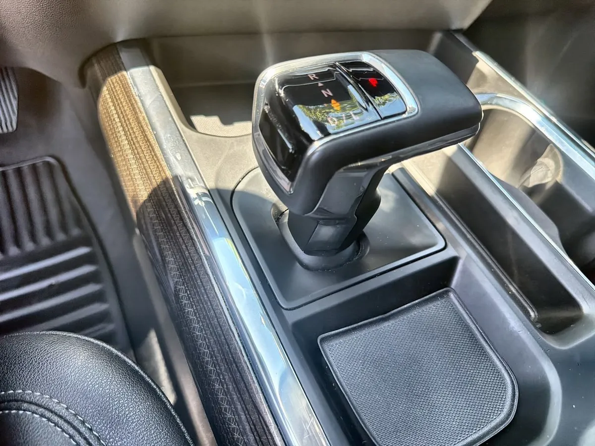 2023 Chevrolet Silverado 1500 RST thumbnail 14