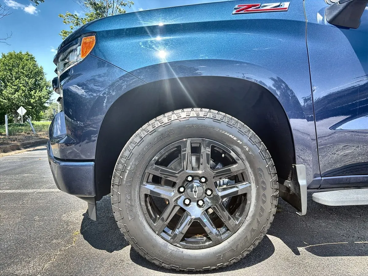 2023 Chevrolet Silverado 1500 RST thumbnail 28