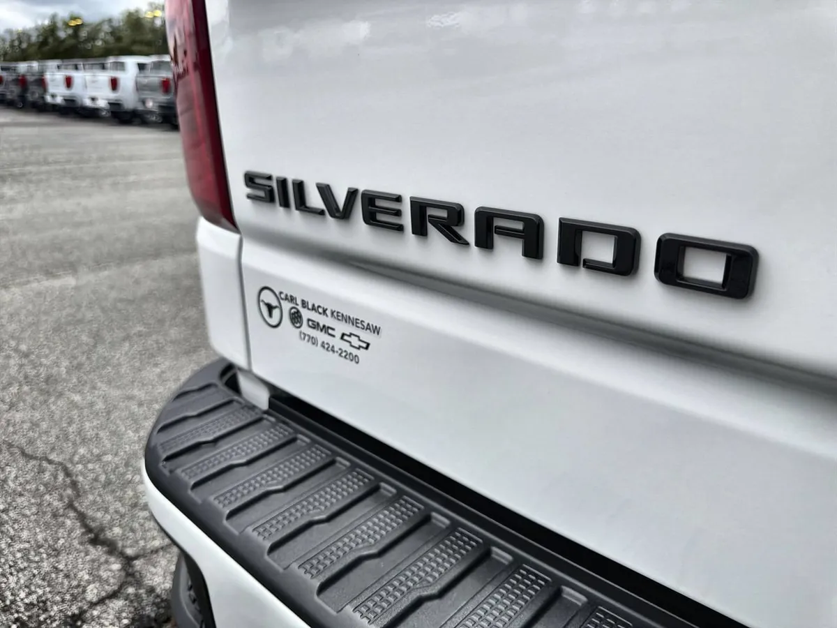 2023 Chevrolet Silverado 1500 RST thumbnail 27