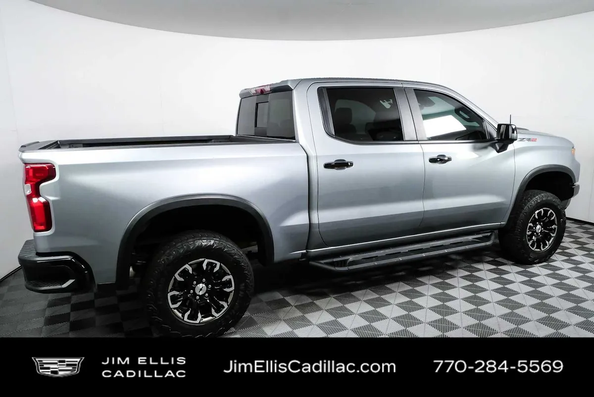 2023 Chevrolet Silverado 1500 ZR2 thumbnail 2