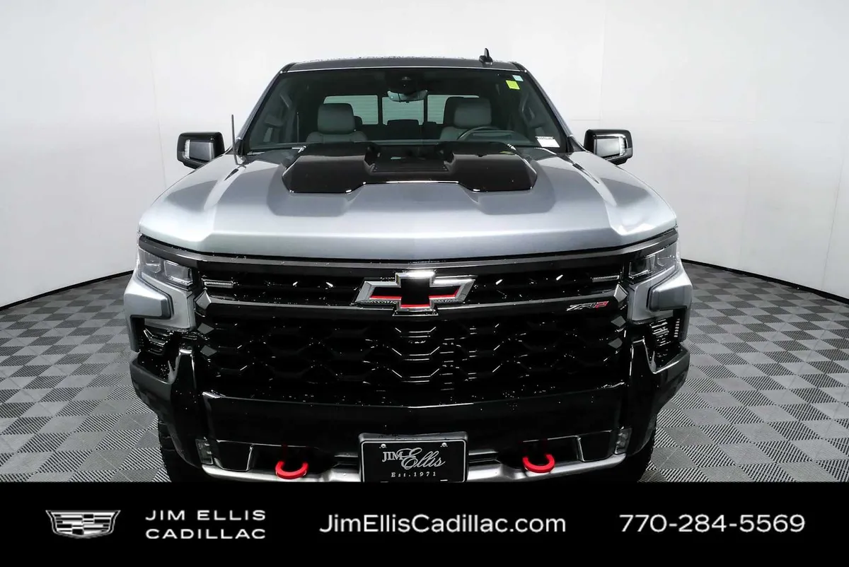 2023 Chevrolet Silverado 1500 ZR2 thumbnail 26