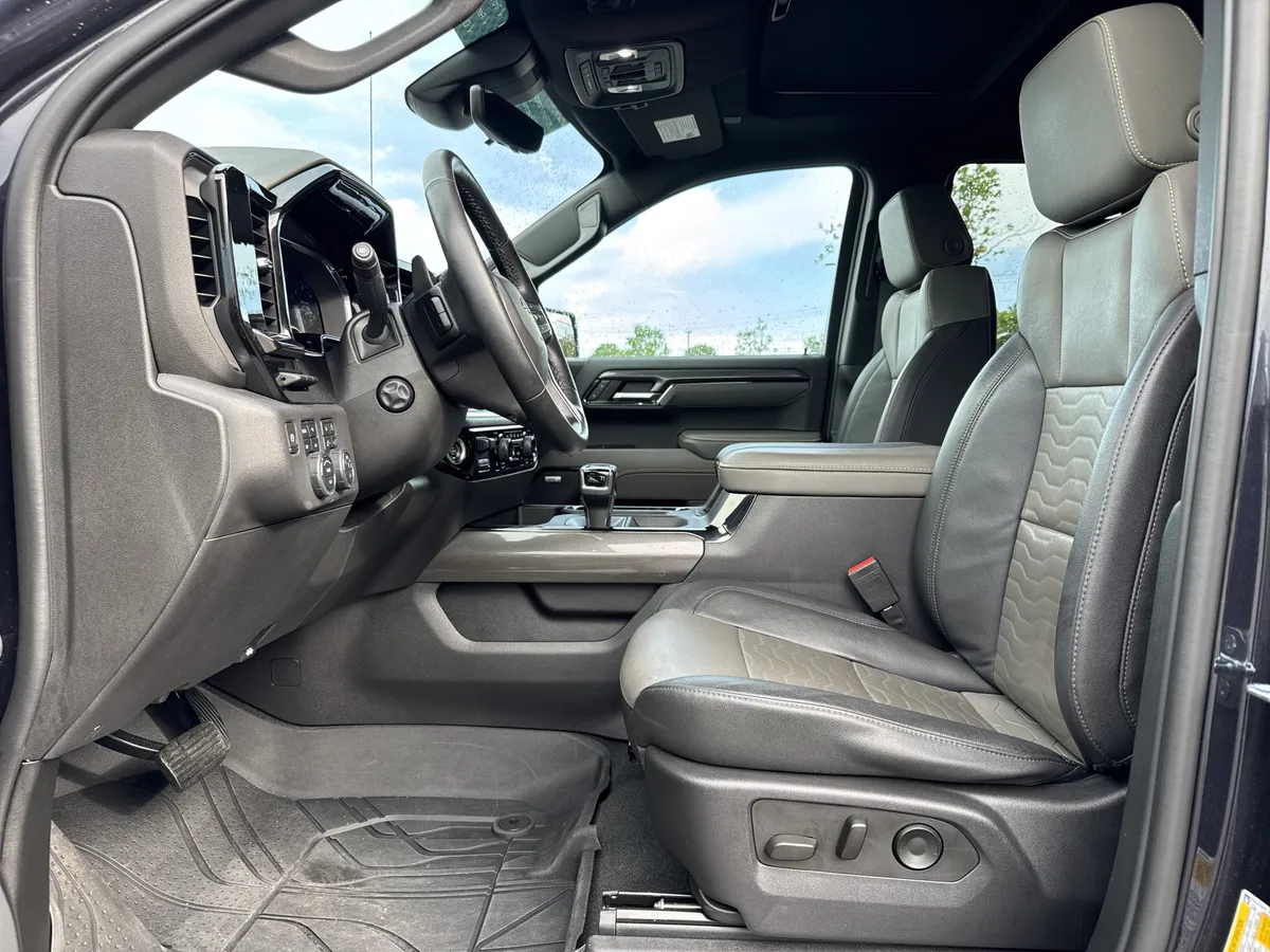 2023 Chevrolet Silverado 1500 ZR2 thumbnail 13