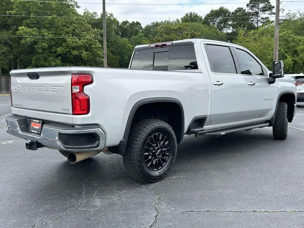 2023 Chevrolet Silverado 3500HD LTZ thumbnail 3