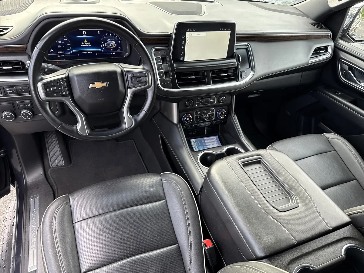 2023 Chevrolet Suburban Premier thumbnail 20