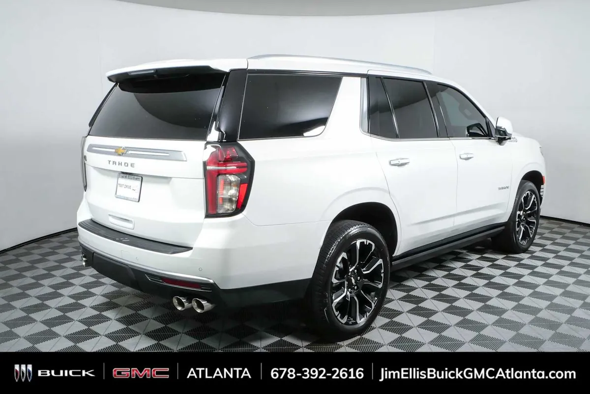 2023 Chevrolet Tahoe High Country thumbnail 3