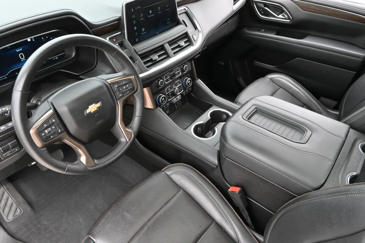 2023 Chevrolet Tahoe High Country thumbnail 14