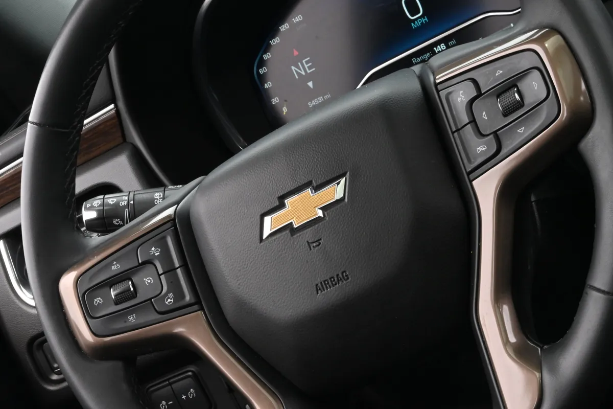 2023 Chevrolet Tahoe High Country thumbnail 35
