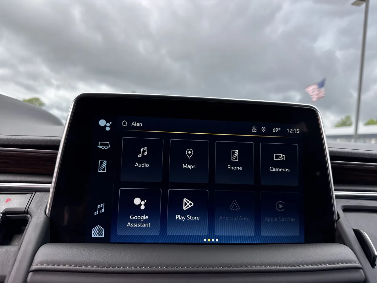 2023 Chevrolet Tahoe High Country thumbnail 26
