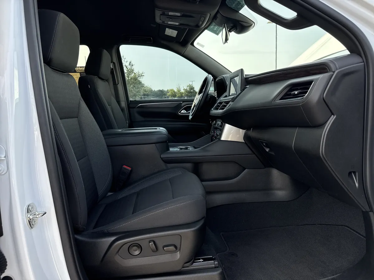 2023 Chevrolet Tahoe LS thumbnail 30