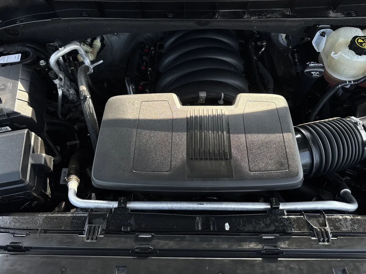2023 Chevrolet Tahoe LS thumbnail 31
