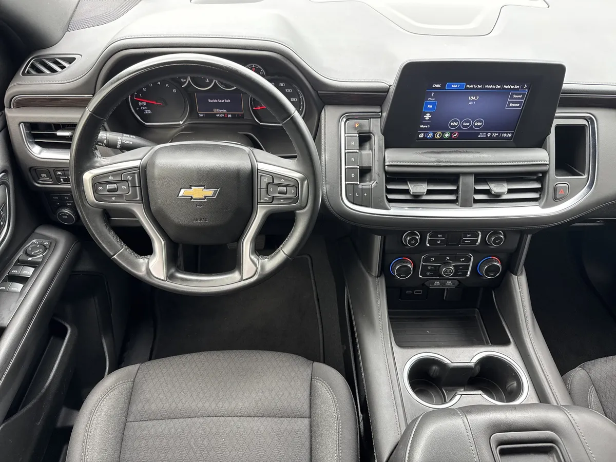 2023 Chevrolet Tahoe LS thumbnail 17