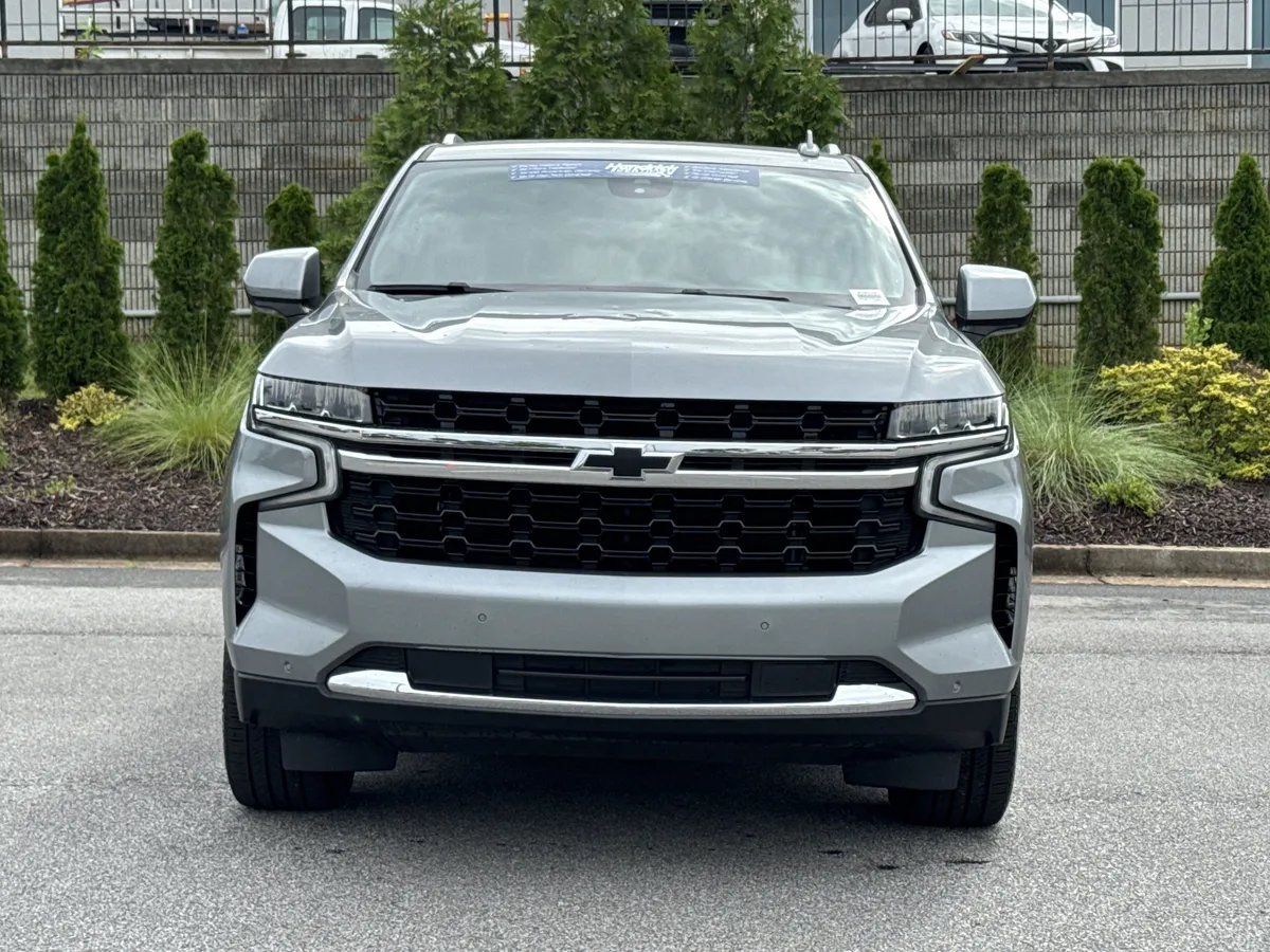 2023 Chevrolet Tahoe LS thumbnail 2