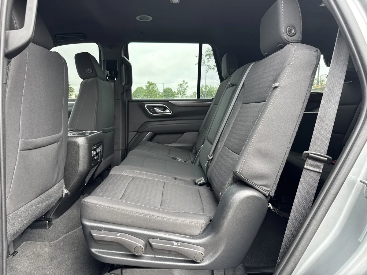 2023 Chevrolet Tahoe LS thumbnail 29