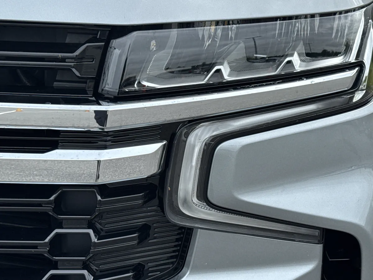 2023 Chevrolet Tahoe LS thumbnail 5
