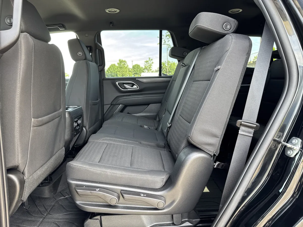 2023 Chevrolet Tahoe LS thumbnail 29